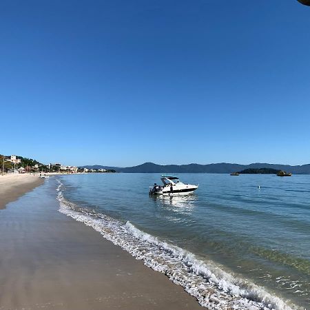 Lindo Apto, 50Metros Do Mar, Ideal Para Familias Florianópolis Exteriör bild