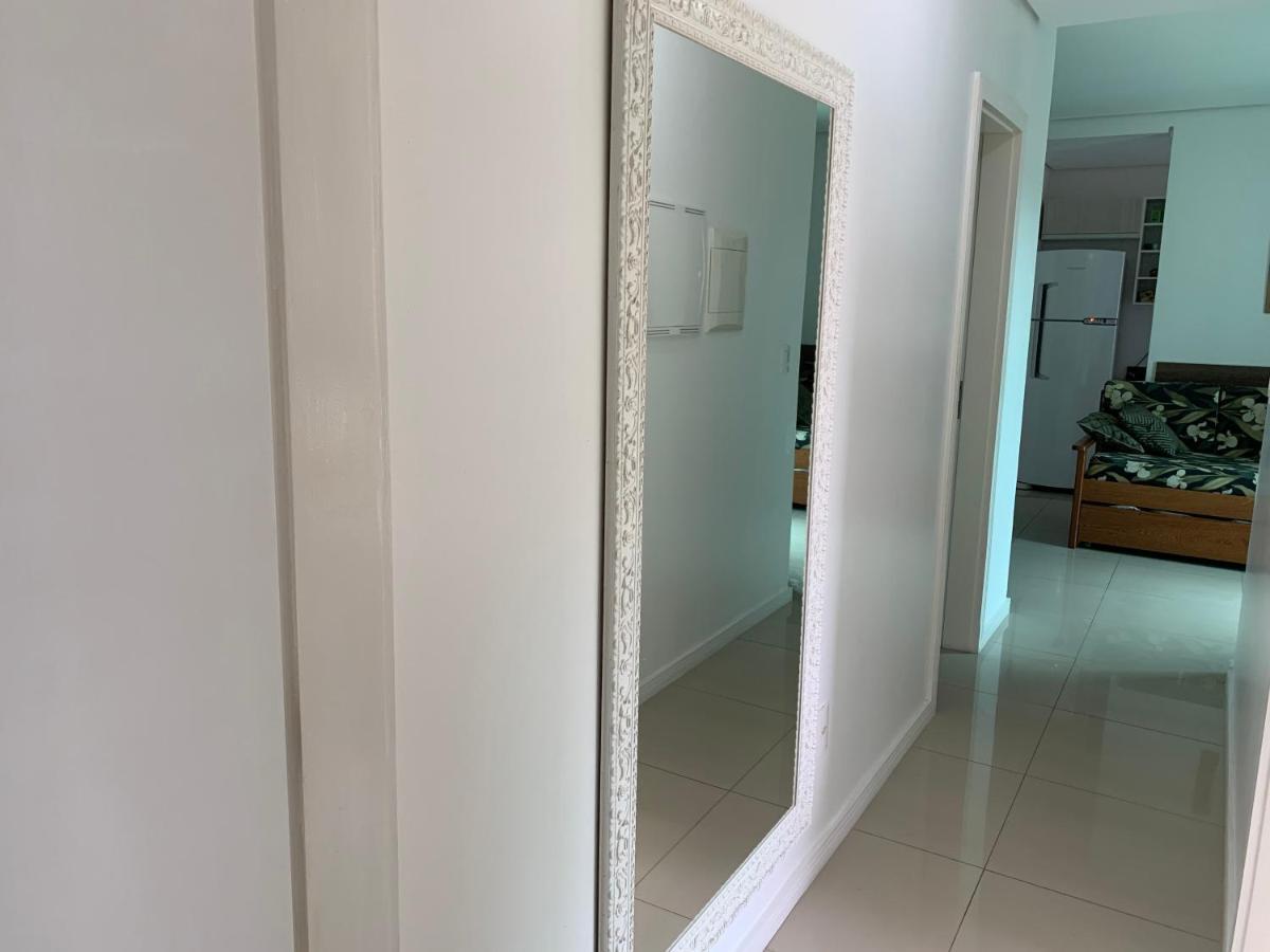 Lindo Apto, 50Metros Do Mar, Ideal Para Familias Florianópolis Exteriör bild